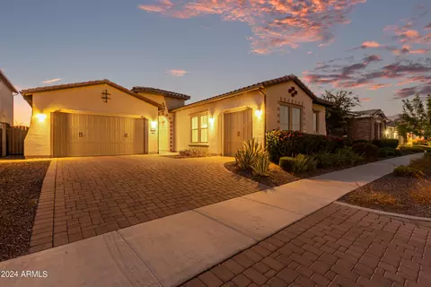 9924 E Rotation Dr, Mesa, AZ 85212
