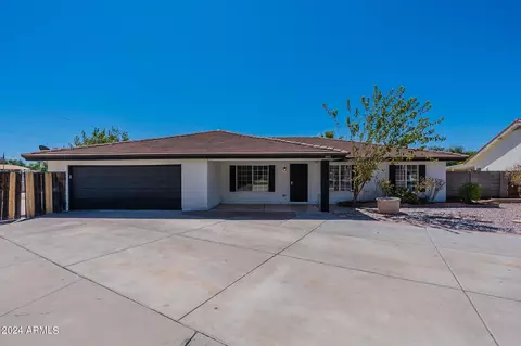 1955 Ellis Cir, Mesa, AZ 85203
