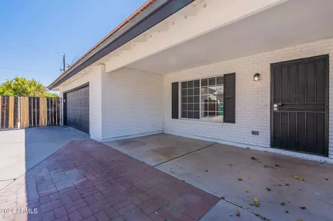 1955 Ellis Cir, Mesa, AZ 85203 photo 3