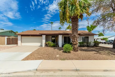 2200 W Colt Rd, Chandler, AZ 85224