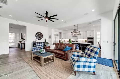 2207 E Canary Dr, Gilbert, AZ 85297 photo 8