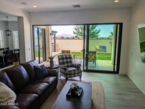 2207 E Canary Dr, Gilbert, AZ 85297 photo 9