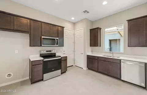 787 W Rock Needle Trl, Apache Junction, AZ 85120 photo 6