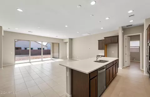 787 W Rock Needle Trl, Apache Junction, AZ 85120 photo 10