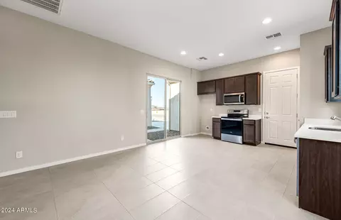 787 W Rock Needle Trl, Apache Junction, AZ 85120 photo 5