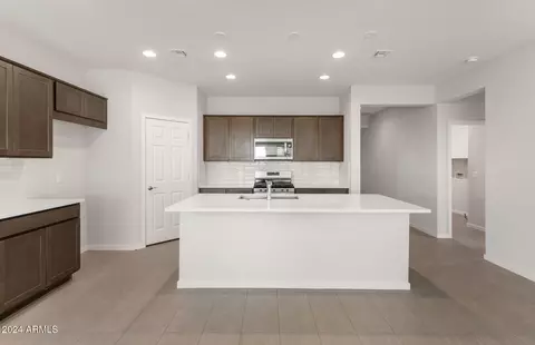 Entry Way - 9935 S Centennial Rd, Apache Junction, AZ 85120 photo 2 of 6