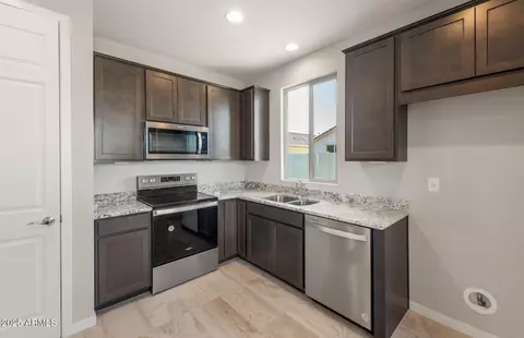 1291 W Treasure Trl, Apache Junction, AZ 85120 photo 2