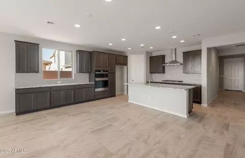 1291 W Treasure Trl, Apache Junction, AZ 85120 photo 4