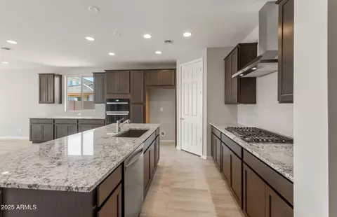1291 W Treasure Trl, Apache Junction, AZ 85120 photo 5