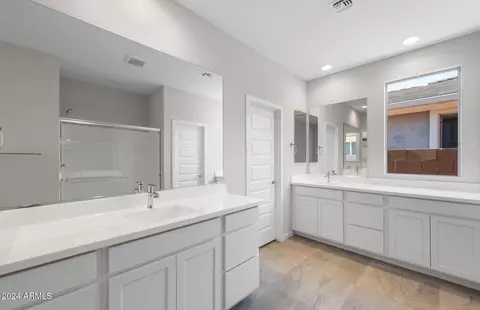 Entry Way - 1473 W Saddle Run, Apache Junction, AZ 85120 photo 10 of 12