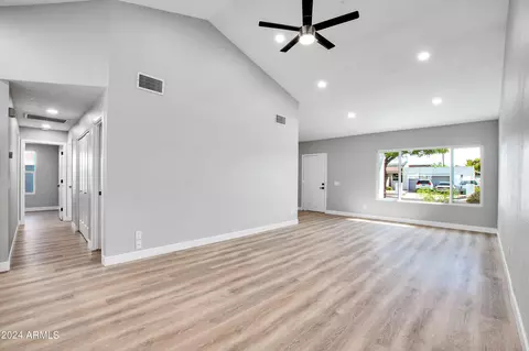 4544 E Sunrise Dr, Phoenix, AZ 85044 photo 6