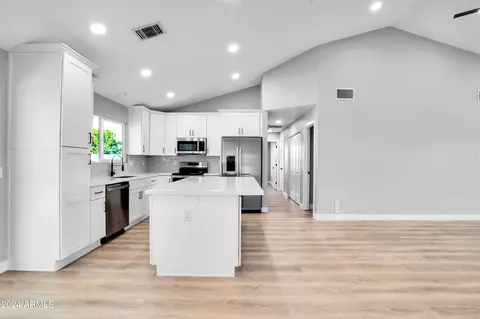 4544 E Sunrise Dr, Phoenix, AZ 85044 photo 10