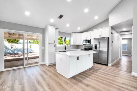 4544 E Sunrise Dr, Phoenix, AZ 85044 photo 8