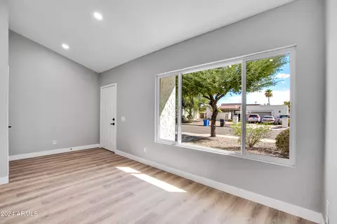 4544 E Sunrise Dr, Phoenix, AZ 85044 photo 7
