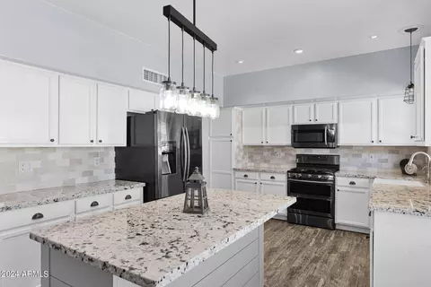 3298 E Bonanza Rd, Gilbert, AZ 85297 photo 17