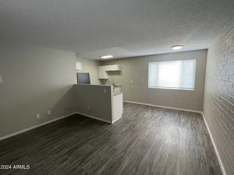 730 E Siesta Dr, Phoenix, AZ 85042 photo 6