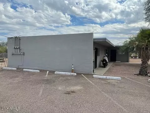 730 E Siesta Dr, Phoenix, AZ 85042 photo 2
