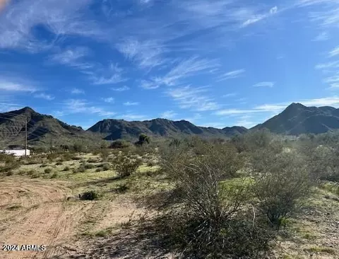 6411 W Hunt Hwy #30, San Tan Valley, AZ 85144