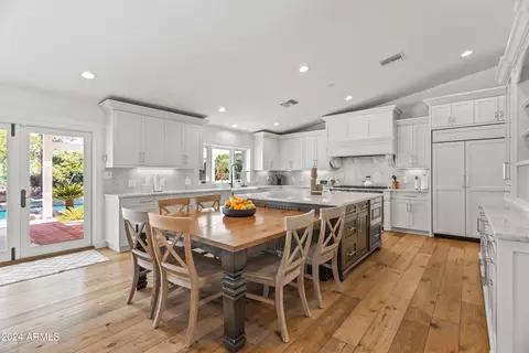 Kitchen - 5625 Exeter Blvd, Phoenix, AZ 85018 photo 5 of 6