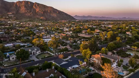 View/Area - 5625 Exeter Blvd, Phoenix, AZ 85018 photo 5 of 10