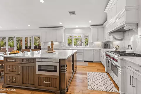 Kitchen - 5625 Exeter Blvd, Phoenix, AZ 85018 photo 1 of 6