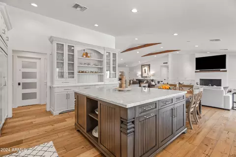 Kitchen - 5625 Exeter Blvd, Phoenix, AZ 85018 photo 3 of 6