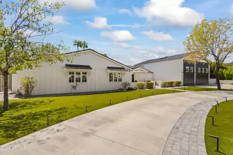 Exterior - 5625 Exeter Blvd, Phoenix, AZ 85018 photo 20 of 27