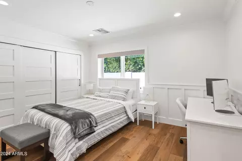Bedroom - 5625 Exeter Blvd, Phoenix, AZ 85018 photo 2 of 12