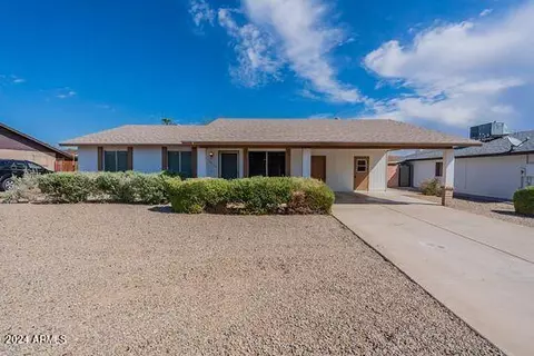 10450 W Echo Ln, Peoria, AZ 85345