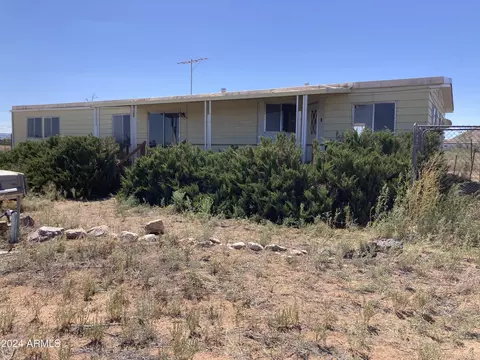 13244 S Pete Kitchens Rd, Pearce, AZ 85625