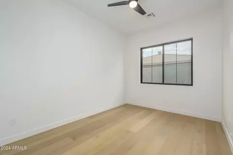 3810 E Clarendon Ave, Phoenix, AZ 85018 photo 21