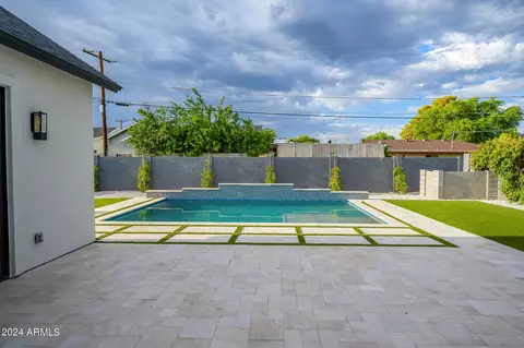 3810 E Clarendon Ave, Phoenix, AZ 85018 photo 6