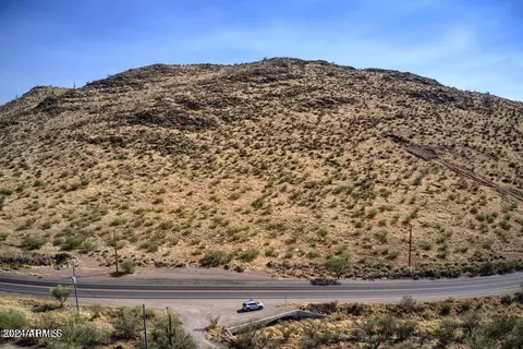 300 E Circle Mountain Rd #0, New River, AZ 85087