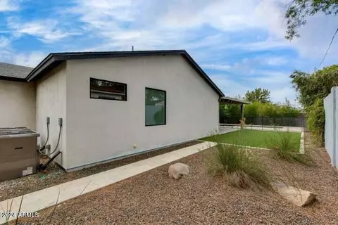 210 E Ashwood Pl, Phoenix, AZ 85012 photo 54