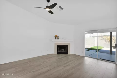 826 N N Frst, Mesa, AZ 85203 photo 14