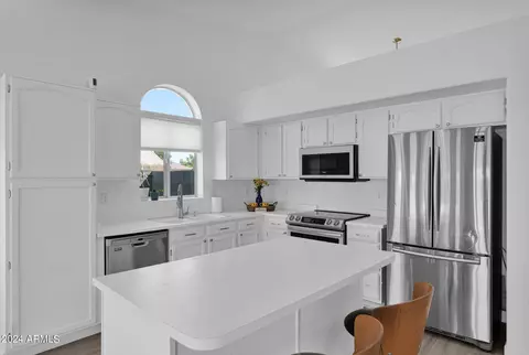 826 N N Frst, Mesa, AZ 85203 photo 18