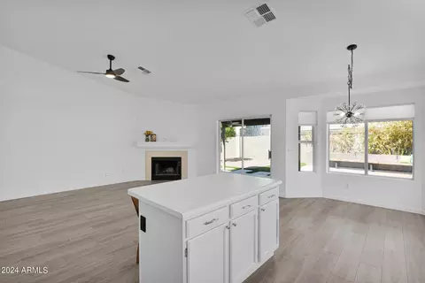 826 N N Frst, Mesa, AZ 85203 photo 15