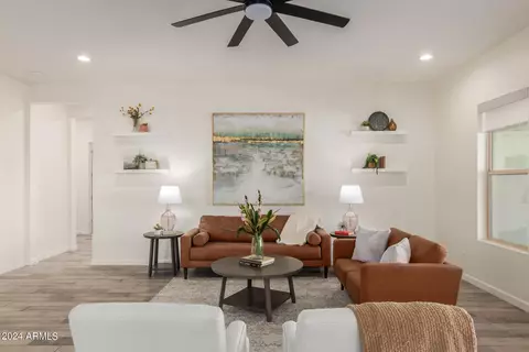 7659 E Knoll St, Mesa, AZ 85207 photo 13