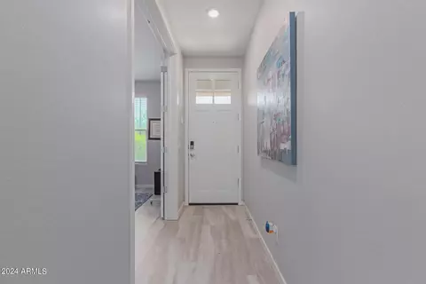 9722 E Tungsten Dr, Mesa, AZ 85212 photo 4