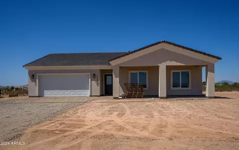1028 N 371st Ln, Tonopah, AZ 85354