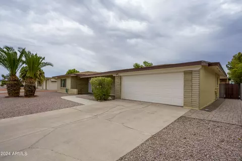 6247 Ellis St, Mesa, AZ 85205 photo 2