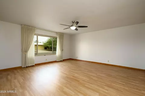 6247 Ellis St, Mesa, AZ 85205 photo 4