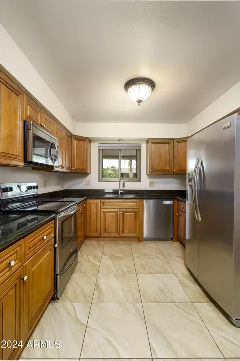 6247 Ellis St, Mesa, AZ 85205 photo 9