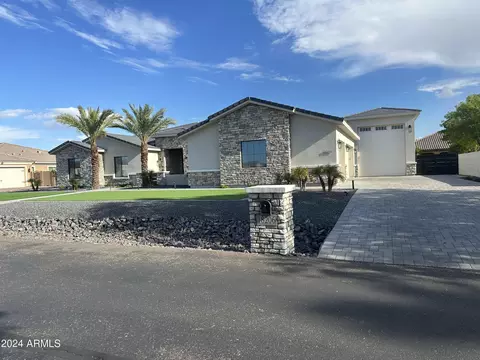18206 W San Miguel Ct, Litchfield Park, AZ 85340