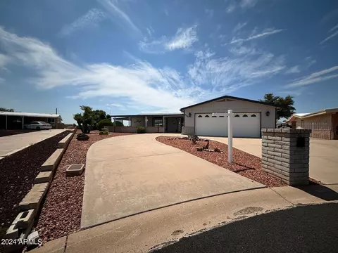 9237 E Sun Lakes Blvd S, Sun Lakes, AZ 85248