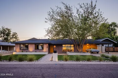 1456 E Tuckey Ln, Phoenix, AZ 85014