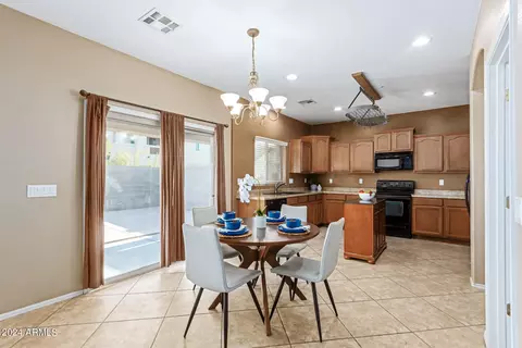 1577 E Hopkins Rd, Gilbert, AZ 85295 photo 6