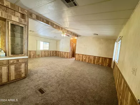 2925 E Sequoia Dr, Phoenix, AZ 85050 photo 8