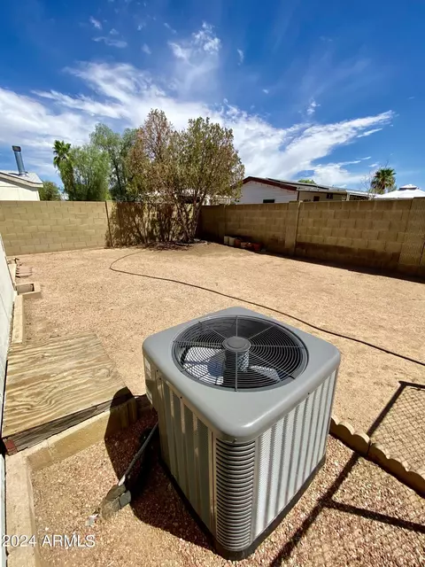 2925 E Sequoia Dr, Phoenix, AZ 85050 photo 17