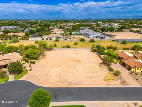 2254 E Sanoque Ct #6, Gilbert, AZ 85298 photo 4